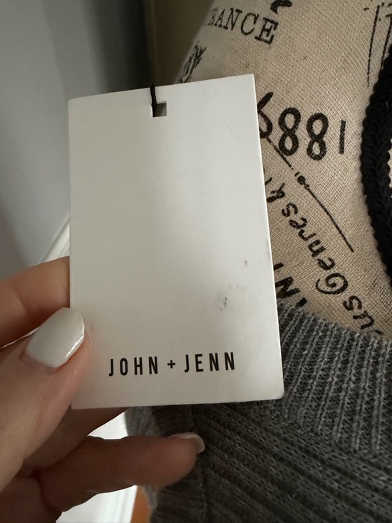 John + Jenn Gray Ribbed Cropped Button Cardigan Sweater Size XS - Picture 6 of 10